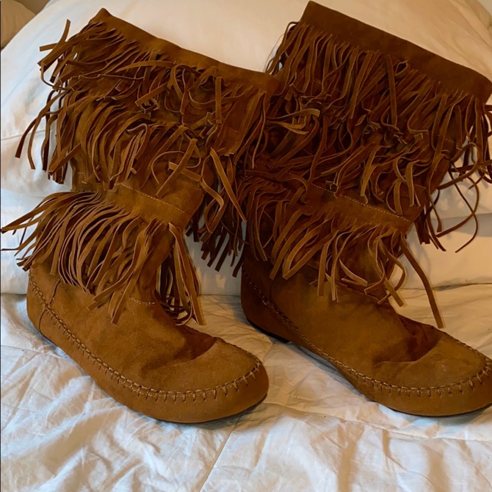 Wet Seal Tan and Brown Moccasins Comfortable and Stylish